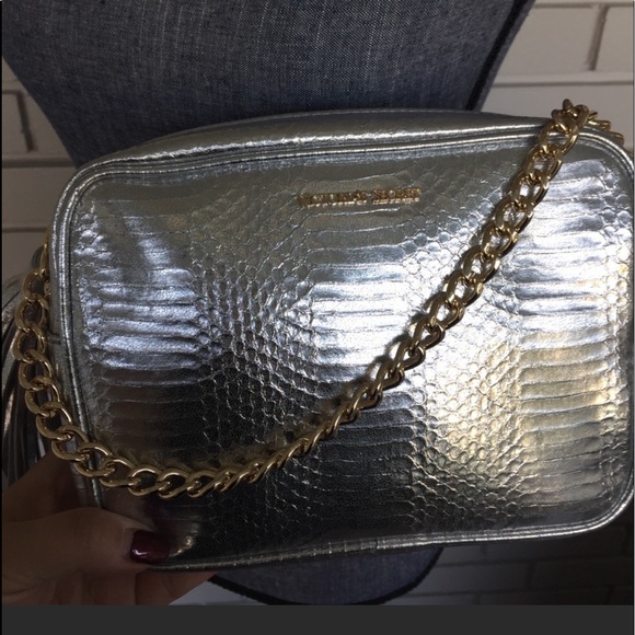 NWOT Victoria Secret Crossbody Bag - Picture 2 of 5